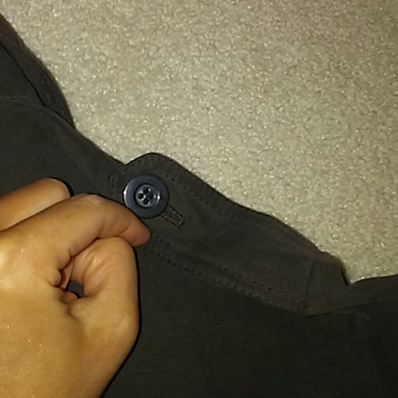 Brown button down light jacket - Picture 8 of 8